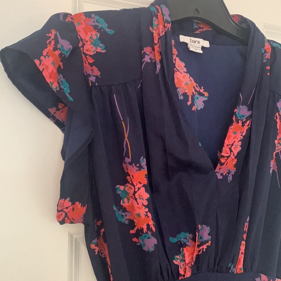 Extremely rare Bar III blue floral dress ASO MTV’s Teen Wolf Lydia Martin size M - Picture 4 of 5